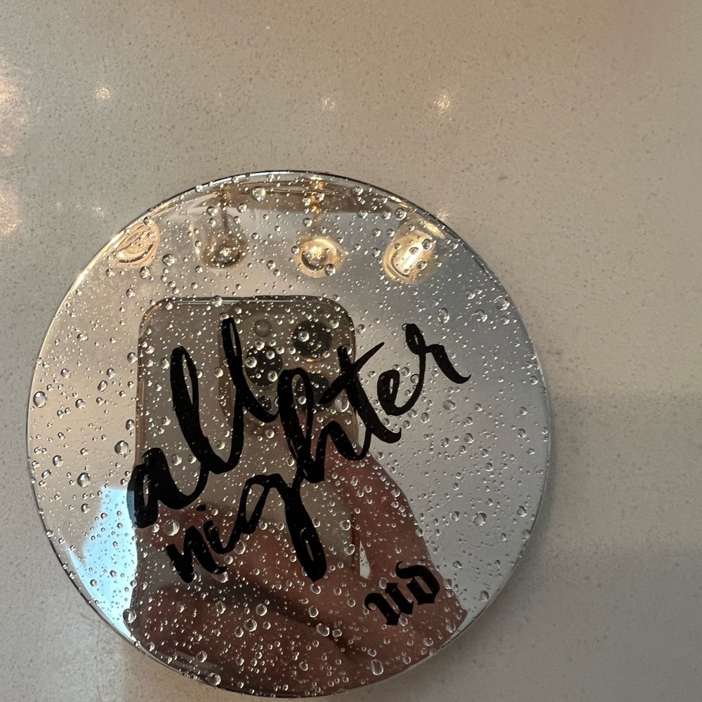 New urban decay waterproof setting powder